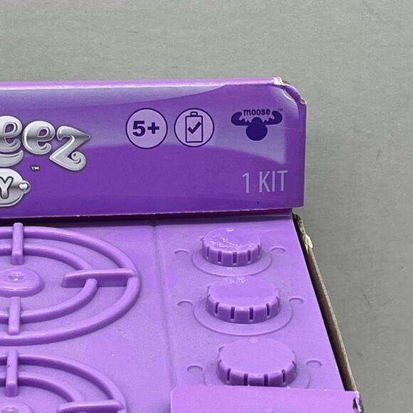 Moose Toys Cookeez Makery Cinnamon Treatz Oven Playset - Pink, Ages 5+. {123}. - Picture 8 of 16